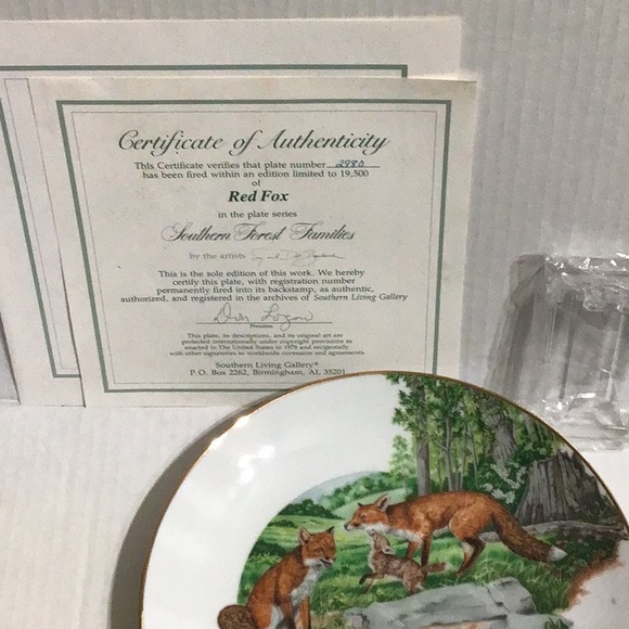 Collectible Plate - Picture 3 of 3